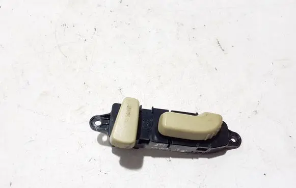 Infiniti FX Seat control switch 87066JK60A
