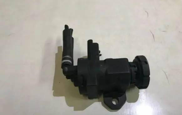 Peugeot 607 Turbo solenoid valve 0928400414 9635704380