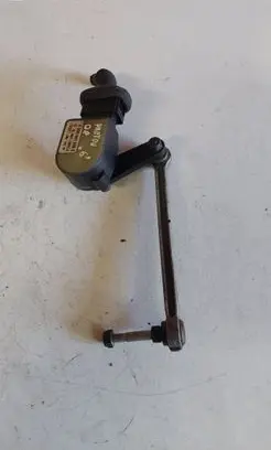 Headlight/headlamp level sensor