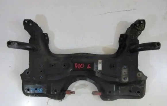 Fiat 500L Front subframe