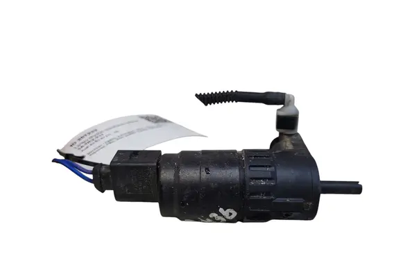 Audi A3 S3 8V Windscreen/windshield washer pump 1K6955651