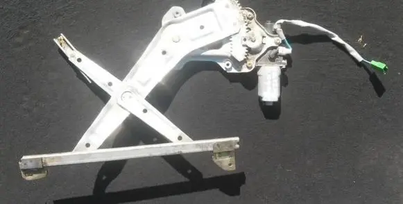 Subaru Forester SF Sliding door window regulator with motor 502230