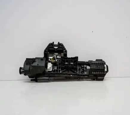 Mercedes-Benz CLA C117 X117 W117 Front door interior handle A2047602234