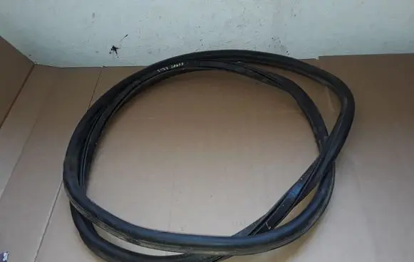 Seat Exeo (3R) Trunk rubber seal (body) 8E9827705P