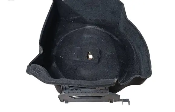 Maserati Ghibli Spare wheel section trim 6700902770