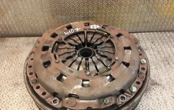 BMW 1 E81 E87 Clutch set kit 7567842 7560876