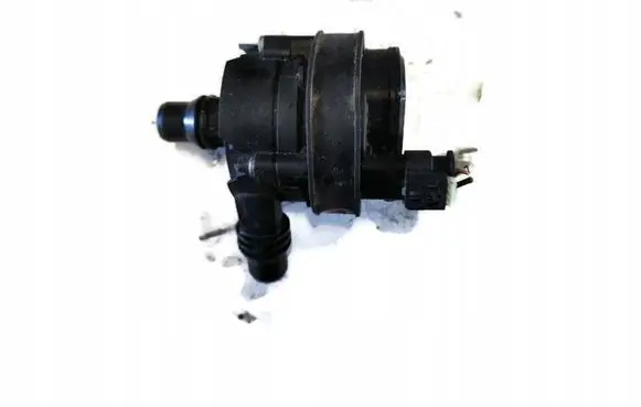 Mercedes-Benz C W205 Electric auxiliary coolant/water pump A0005004386