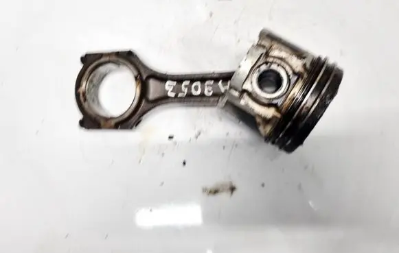 Mazda 5 Piston with connecting rod