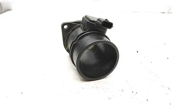 Nissan Juke I F15 Mass air flow meter 8200682558 5WK97021 H8200702517