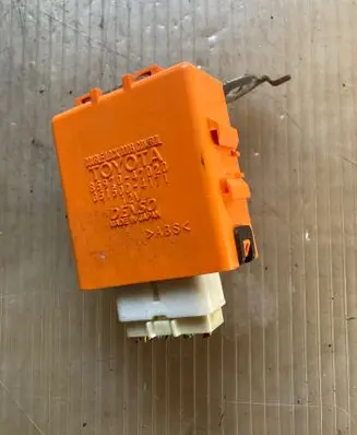 Toyota Prius (XW30) Central locking relay 8597047020