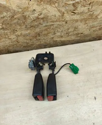 Volvo S90, V90 Rear seatbelt buckle 31369777