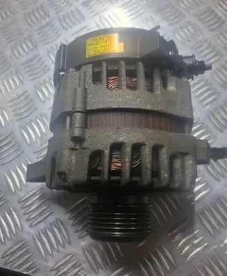 Hyundai i30 Generator/alternator 373002A850 135V130A