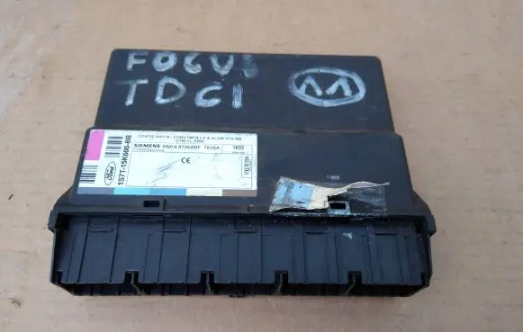 Ford Focus Comfort/convenience module 1S7T-15K600-BB