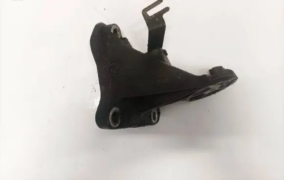 Toyota Corolla Verso AR10 Engine mounting bracket 074199275