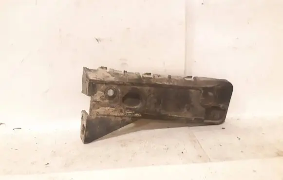 Audi A6 S6 C5 4B Front bumper mounting bracket 8E0807283