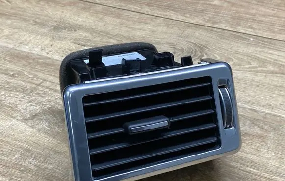 Land Rover Discovery Sport Dashboard side air vent grill/cover trim FK72018B09AC 16A5354RAX