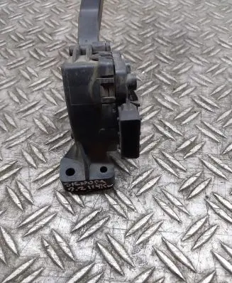 Opel Signum Accelerator throttle pedal