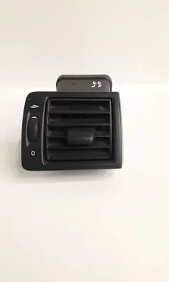 Volvo C30 Dashboard side air vent grill/cover trim Y01128