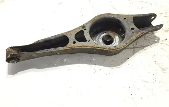 Volkswagen Touran I Rear control arm