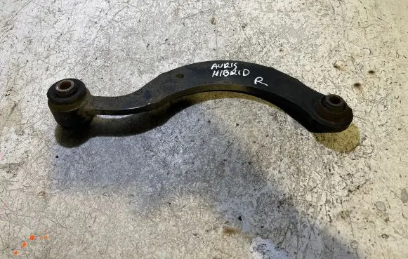 Toyota Auris E180 Rear control arm