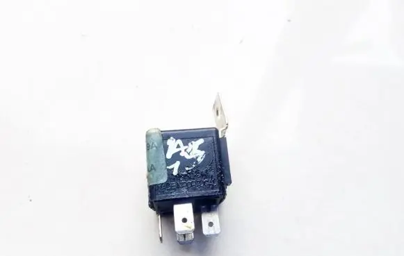 Ford Mondeo Mk III Other relay v23134a1052c643 v23134-a1052-c643