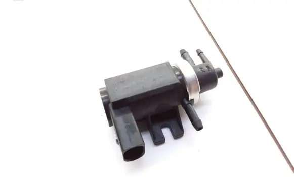 Volkswagen Golf IV Brake central valve 1J0906627 72290320
