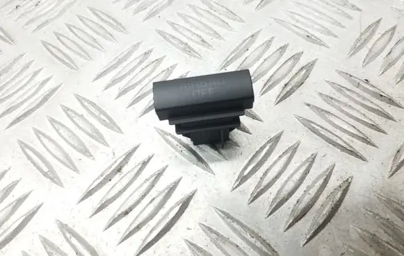 Passenger airbag on/off switch