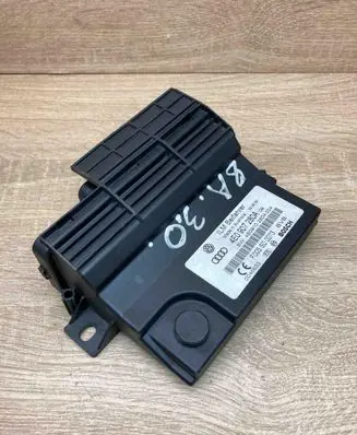 Audi A8 S8 D3 4E Voltage converter/converter module 4E0907280A 4E0910280A