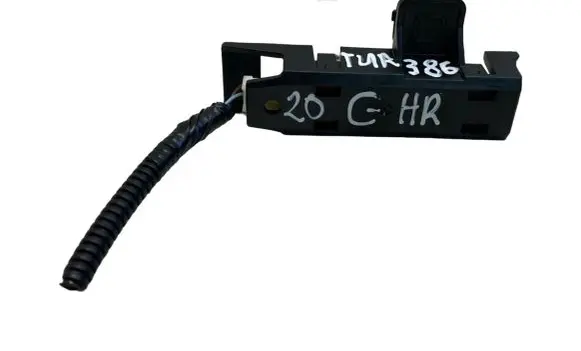 Toyota C-HR I Interior comfort aerial antenna 