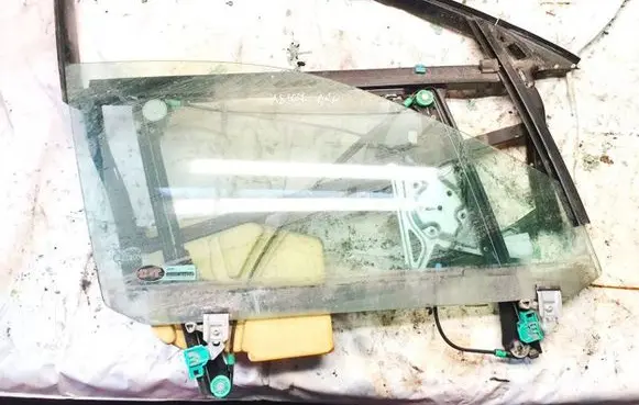 Audi A4 S4 B5 8D Front door window/glass frame 8d0837754