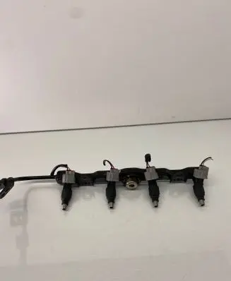 Toyota Corolla E120 E130 Fuel injectors set 232500D030 0280156019