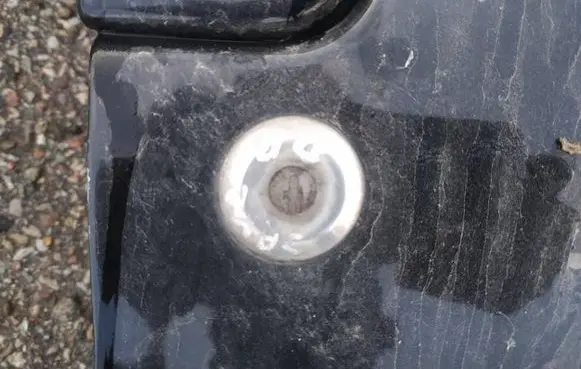 Citroen Saxo Front door lock (next to the handle) 