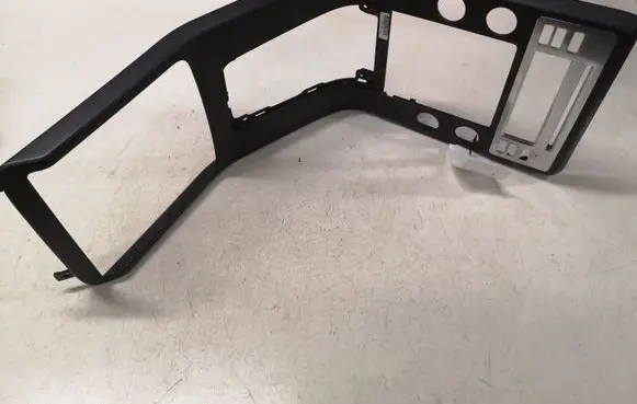 Radio/GPS head unit trim