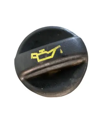 Citroen Jumpy Oil filler cap 9674157180