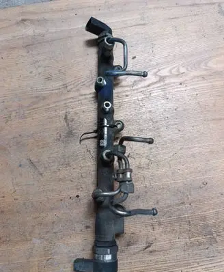 BMW 1 E81 E87 Fuel main line pipe 7787164