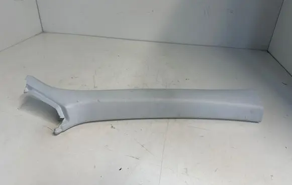 Peugeot 308 (A) pillar trim 9677359377