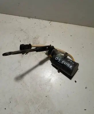 Volkswagen PASSAT B5 Accelerator throttle pedal 028907475AJ 961306228 0281002286