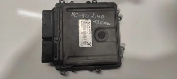 Volvo XC90 Engine control unit/module 0281012103 30729826A T5BVD