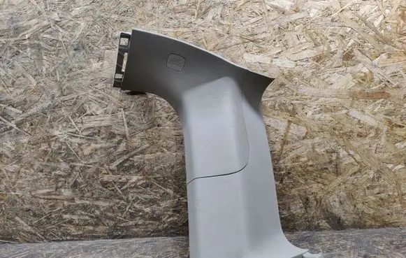 Honda Element (D)pillar trim (top) 84191SCV