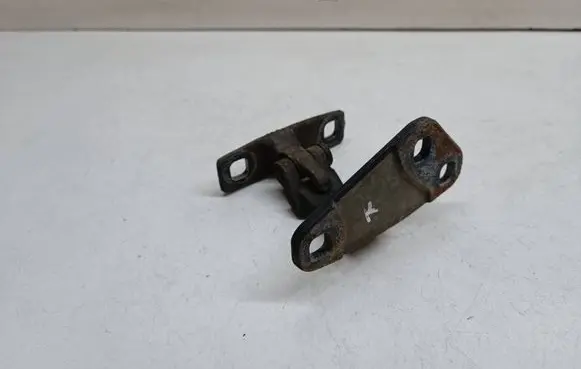 BMW X5 E53 Tailgate/trunk/boot hinge 8402183