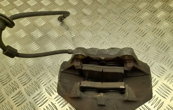 Mercedes-Benz S W140 Front brake caliper 323238092