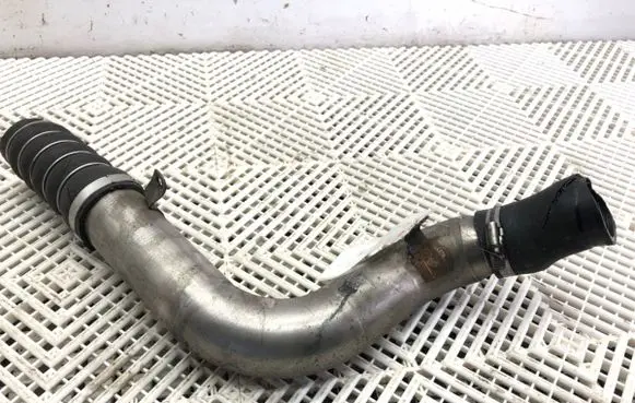 Audi TT TTS RS Mk3 8S Intercooler hose/pipe
