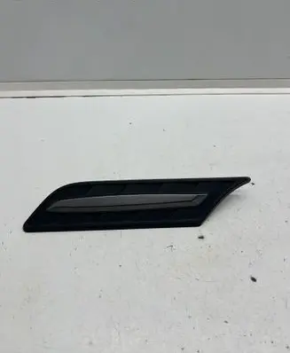 Suzuki Vitara (LY) Fender trim (molding) 7262154P0