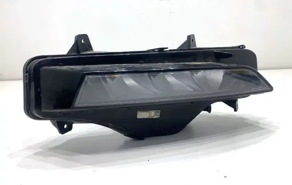 Skoda Octavia Mk4 Front fog light 5E3941700