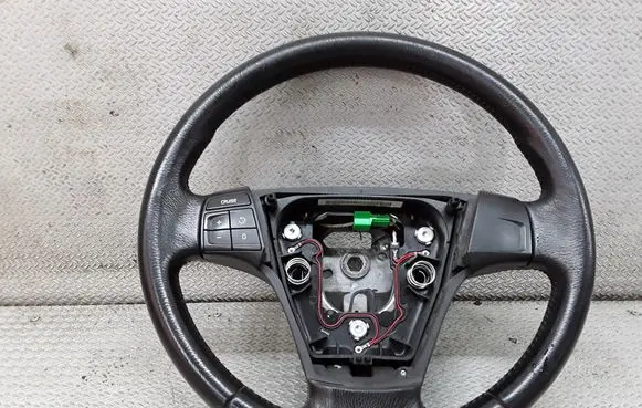 Volvo S40 Steering wheel