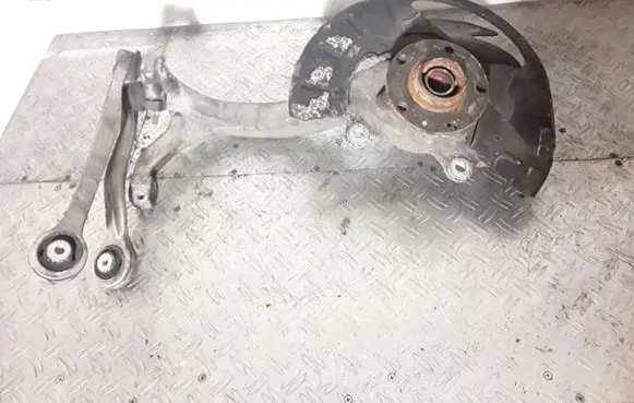 Volkswagen Phaeton Front wheel hub 4E0258M
