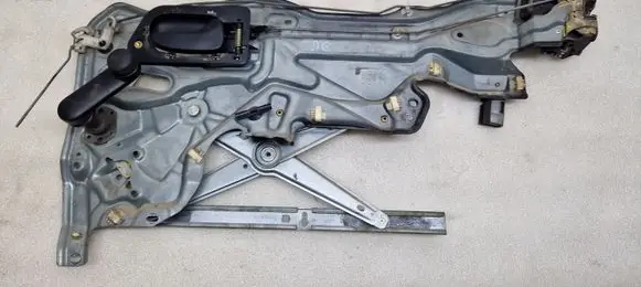 Renault Laguna I Rear door manual window regulator