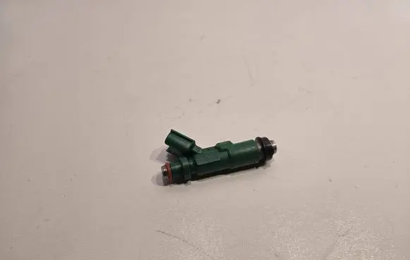 Fuel injector