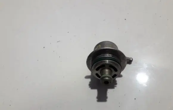 Fuel pressure sensor