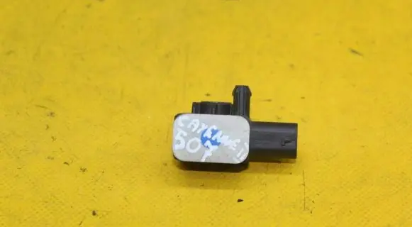Porsche Cayenne (92A) Airbag deployment crash/impact sensor 7P0959651
